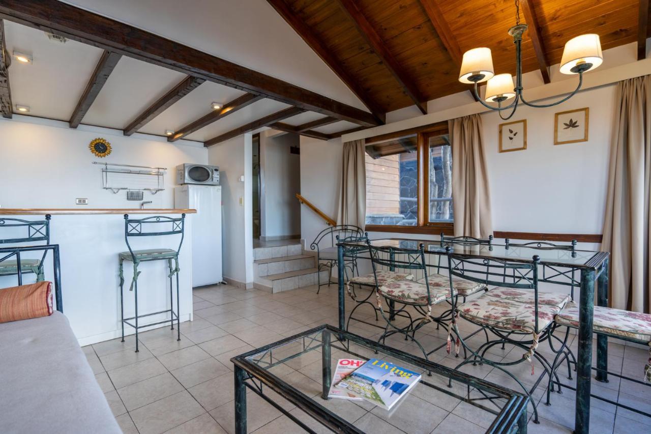 Utaka Cabanas Y Apartamentos ウシュアイア エクステリア 写真